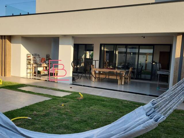 #530 - Casa para Venda em Taubaté - SP - 3